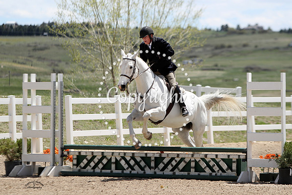 Calvina_Z_(307)_20250516_0593